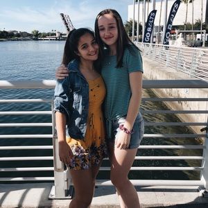 Meet your Posher, Emanuelly